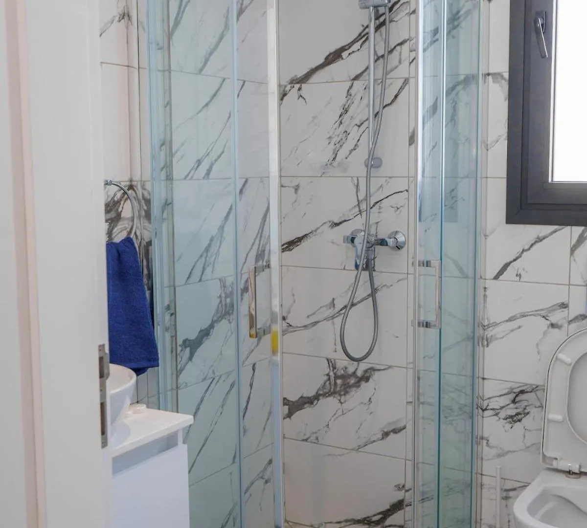 Hubstay - Suite 49 In Mackenzy Larnaca Apartment